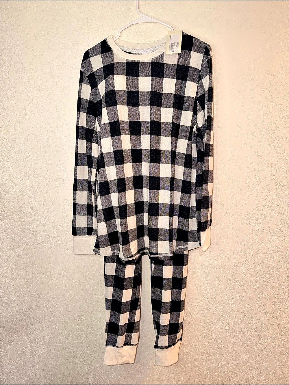 Stars Above Thermal Pajama Set Kids Black & White NWT